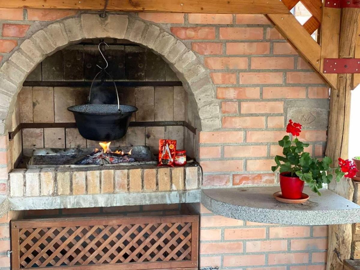 Mo Relax Vendeghaz Villa Mórahalom Buitenkant foto